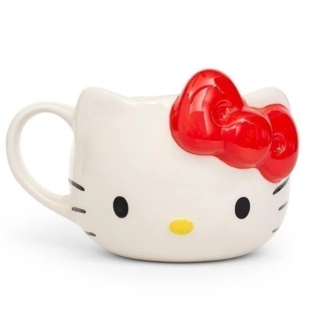 HELLO KITTY RED/WHITE CERAMIC MUG‼️